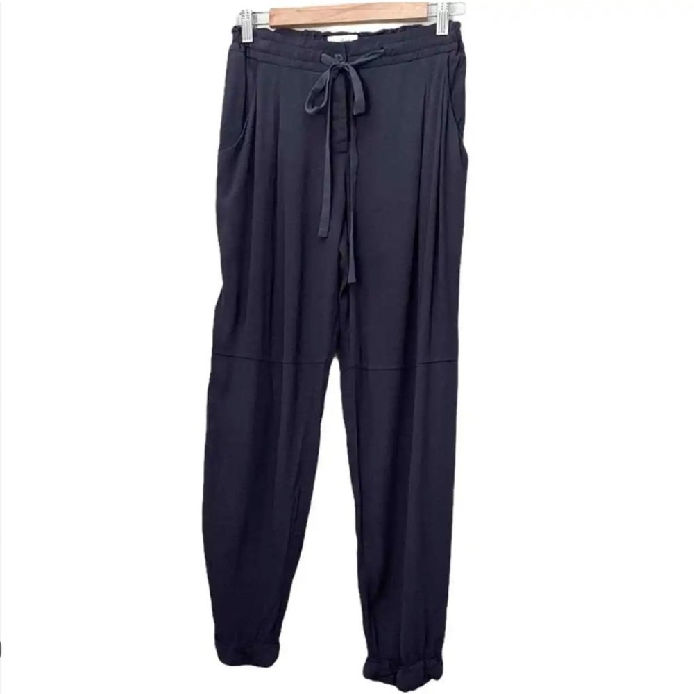 Black Aritzia Wilfred Marais SIlk Joggers Pants 00 XXS